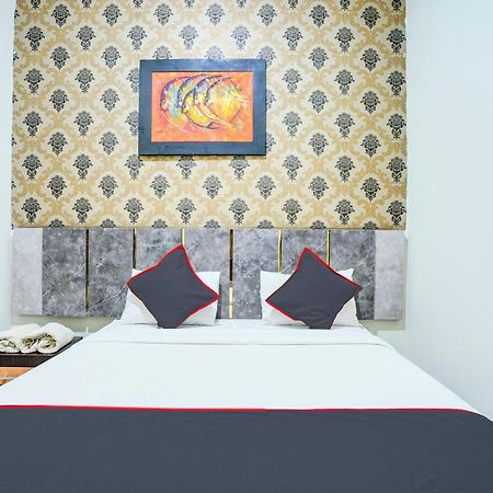 Hotel O Padang City Center Near Pantai Padang Formerly D'Dhave Hotel Ngoại thất bức ảnh