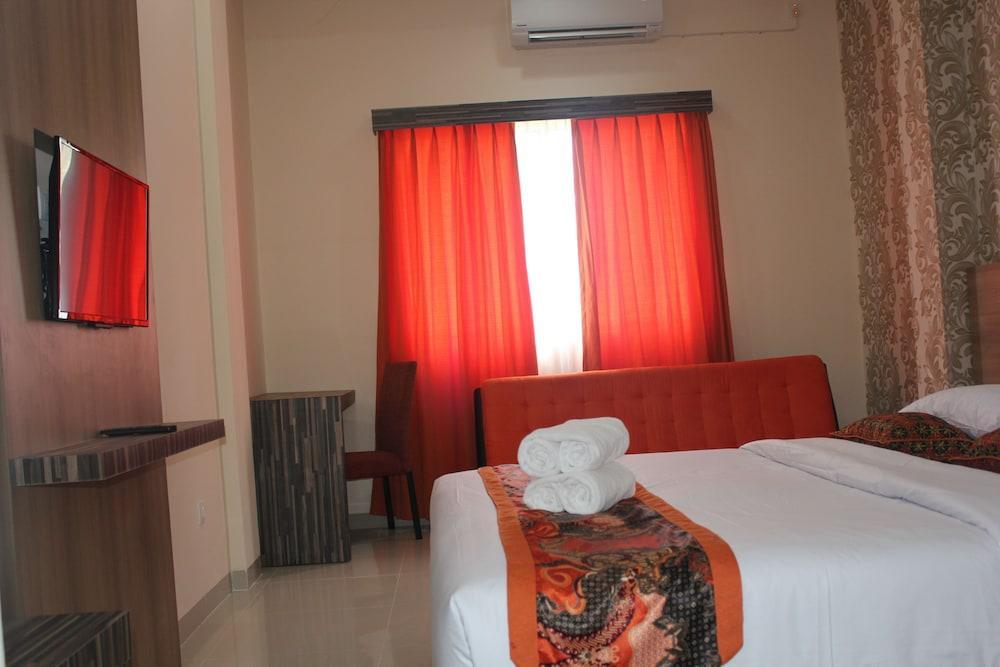 Hotel O Padang City Center Near Pantai Padang Formerly D'Dhave Hotel Ngoại thất bức ảnh